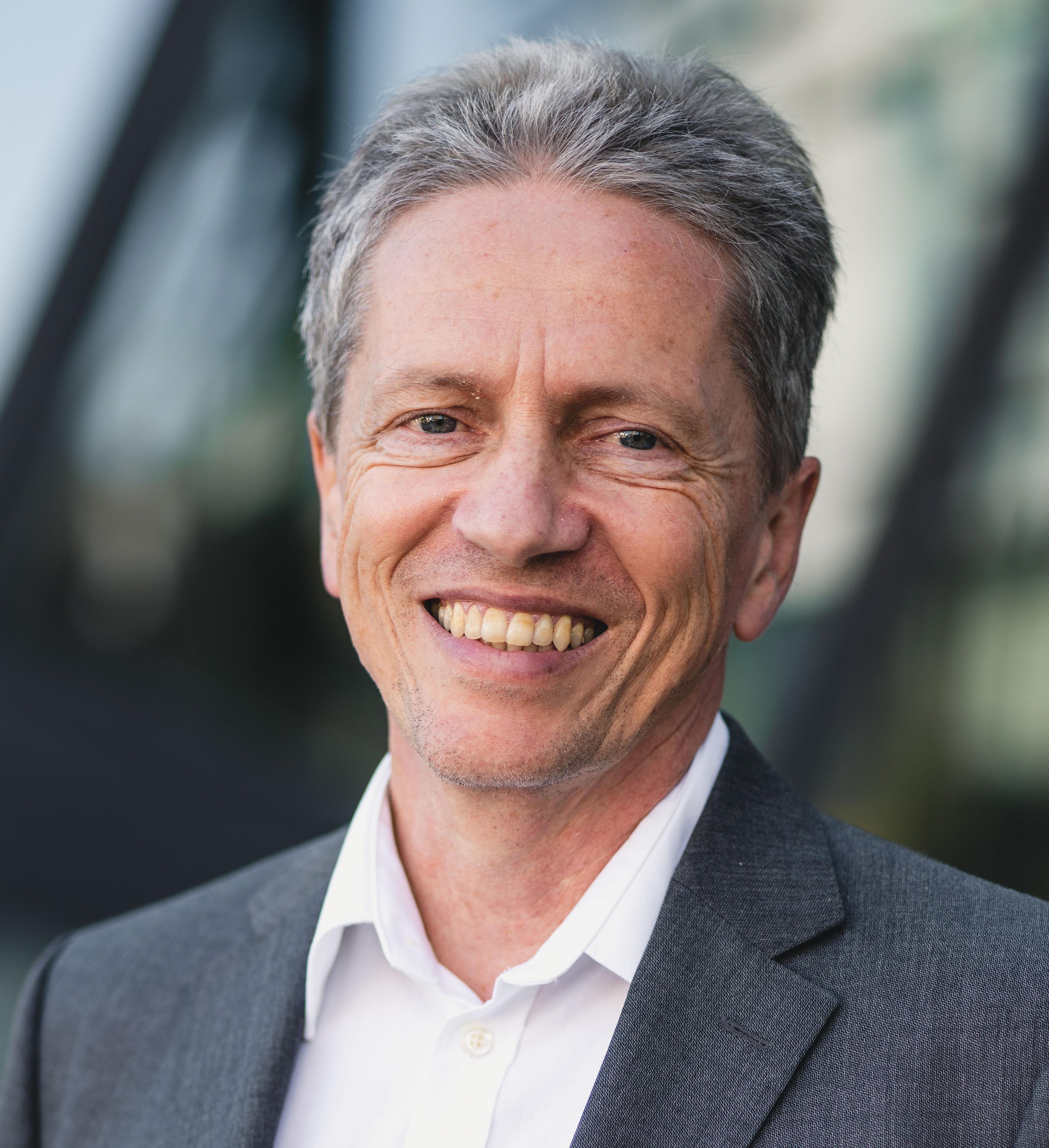 Dr. Klaus Schenck